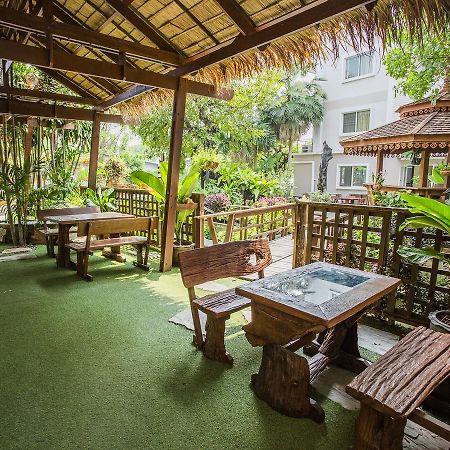 The Loft Resort Бангкок Экстерьер фото
