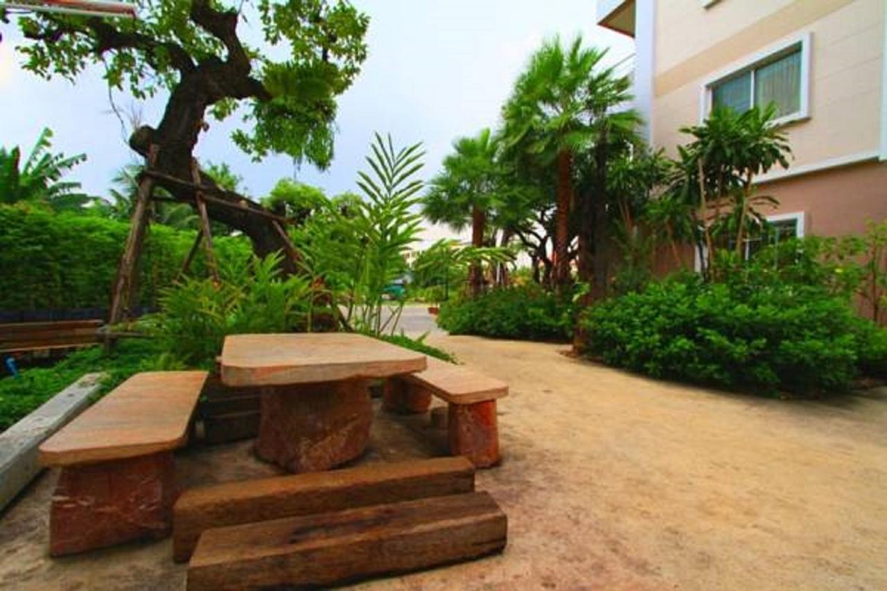 The Loft Resort Бангкок Экстерьер фото